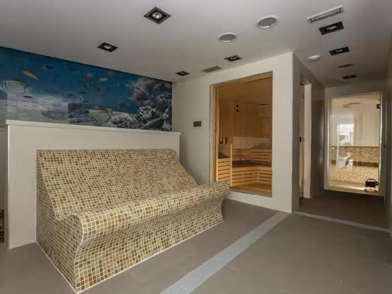 Tussenverdieping Appartement met 2 slaapkamers in Mijas Costa