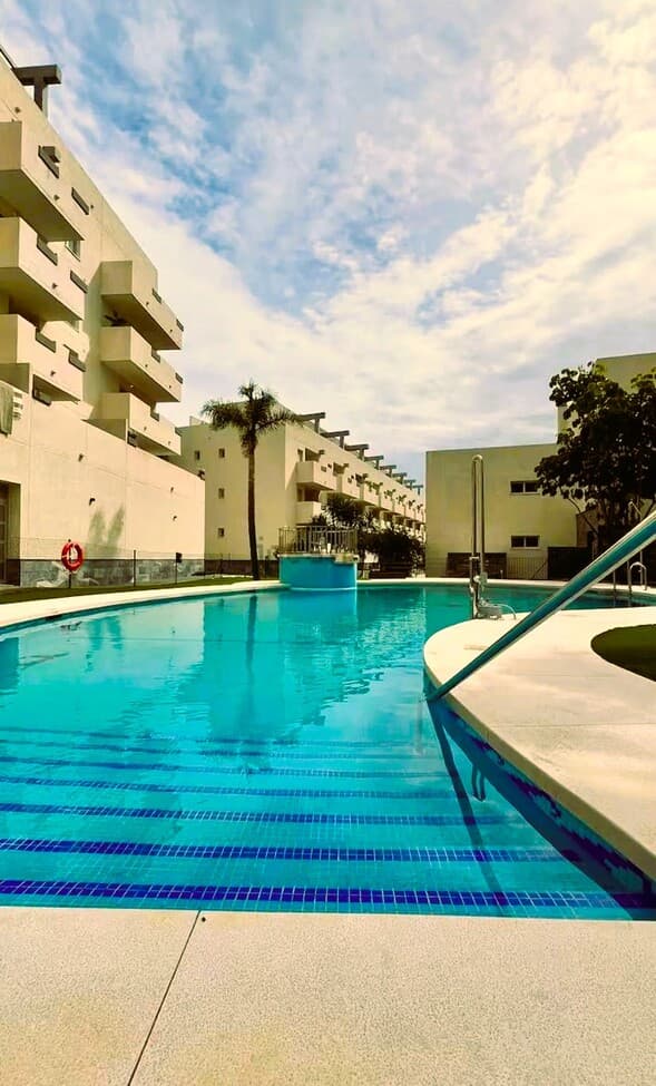 Tussenverdieping Appartement met 2 slaapkamers in Mijas Costa