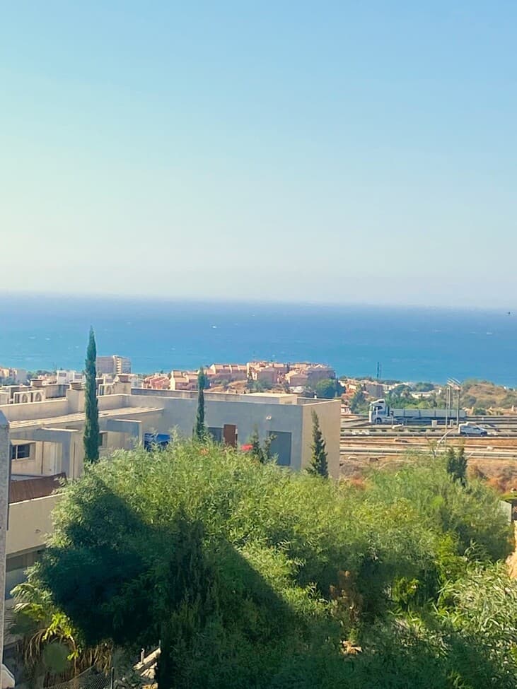 Tussenverdieping Appartement met 2 slaapkamers in Mijas Costa