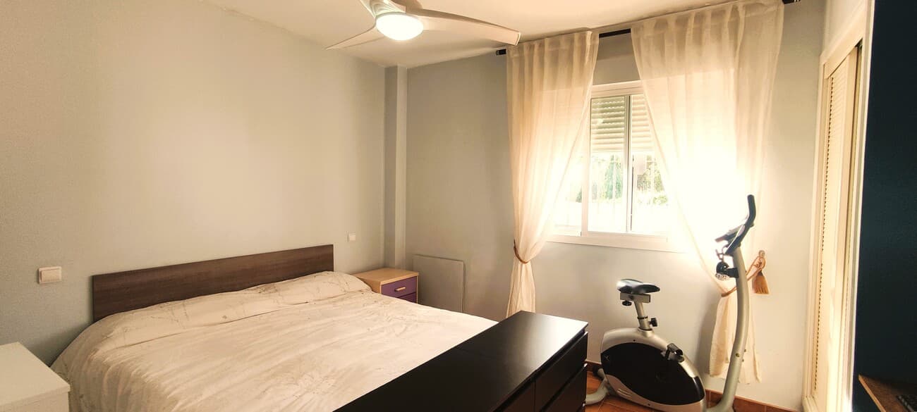 2 bed Middle Floor Apartment in Marbella - 16