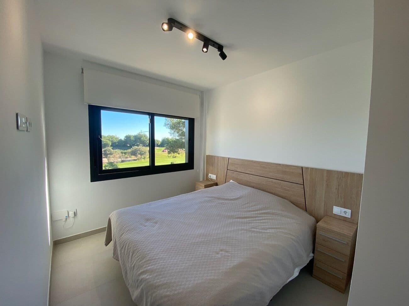 Apartamento Planta Media de 3 dormitorios en Pilar de la Horadada - 2