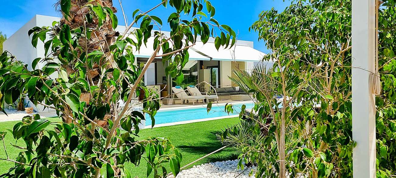 Villa - Chalet de 4 dormitorios en Orihuela - 1
