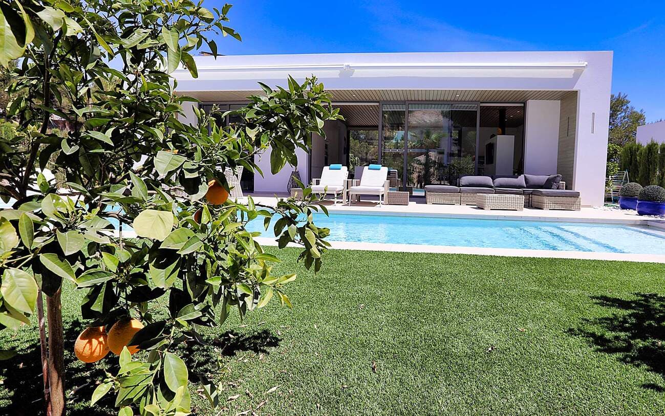 Villa - Chalet de 4 dormitorios en Orihuela - 2