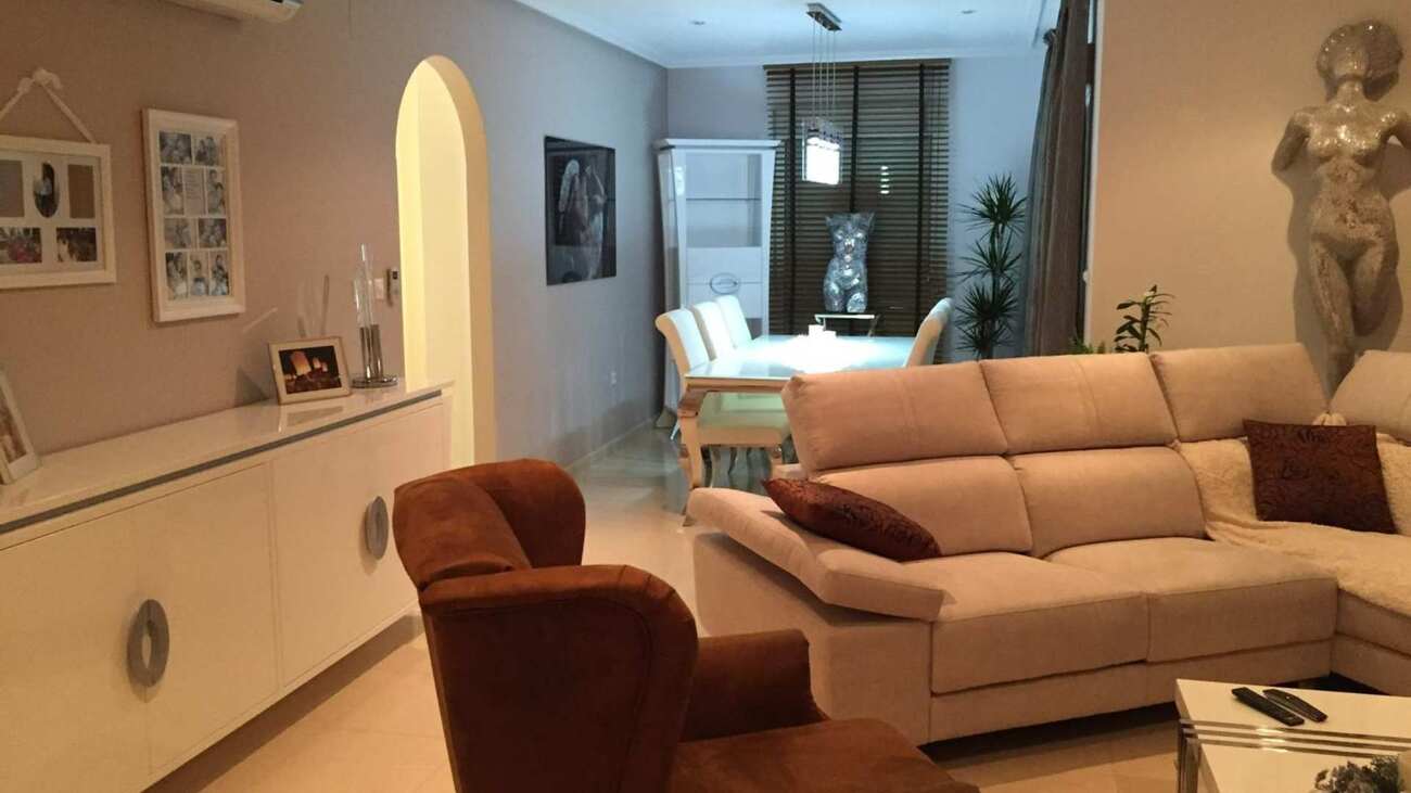 4 bed Detached Villa in Rojales - 4