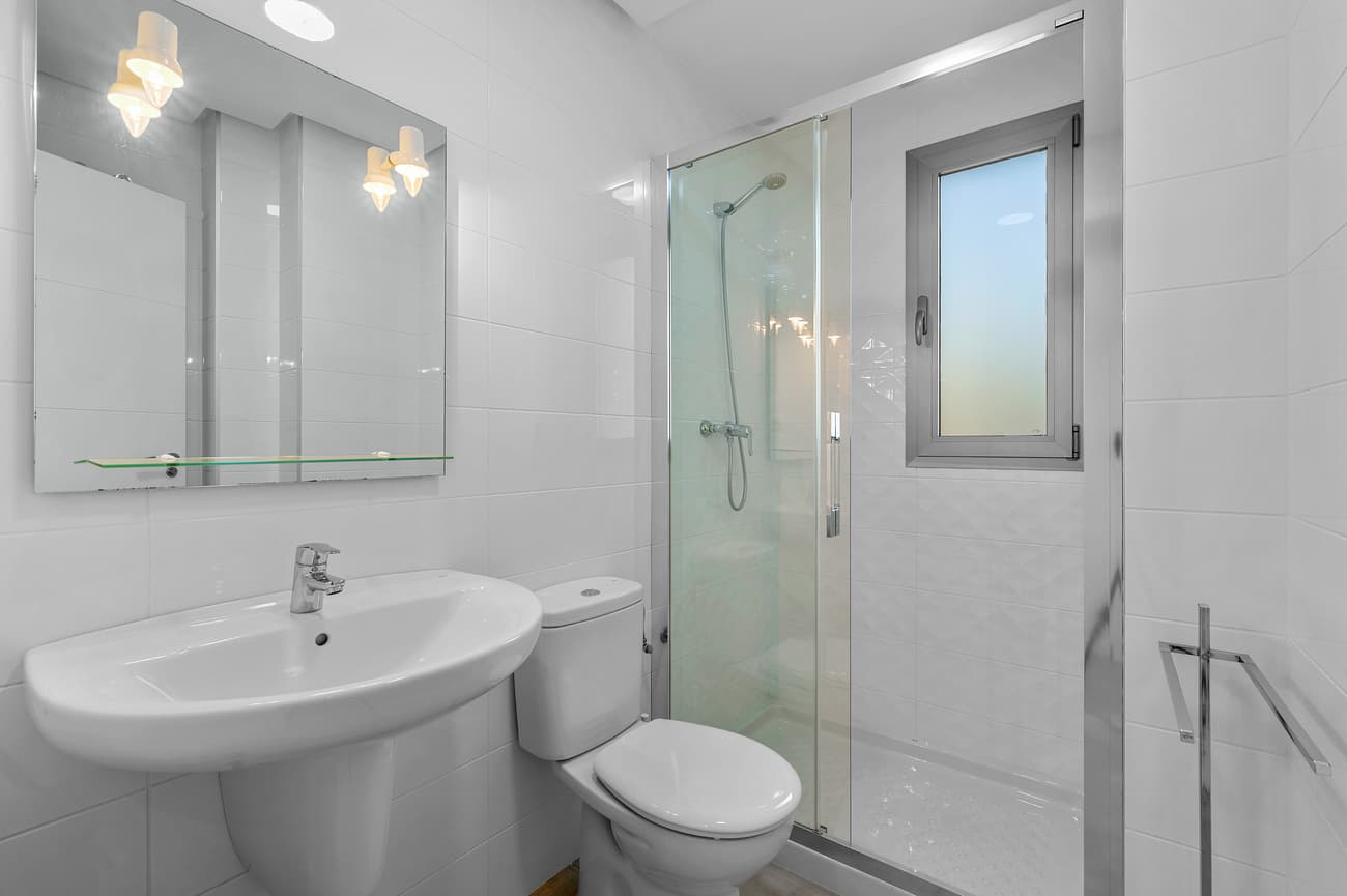 Apartamento Planta Media de 2 dormitorios en Orihuela Costa - 11
