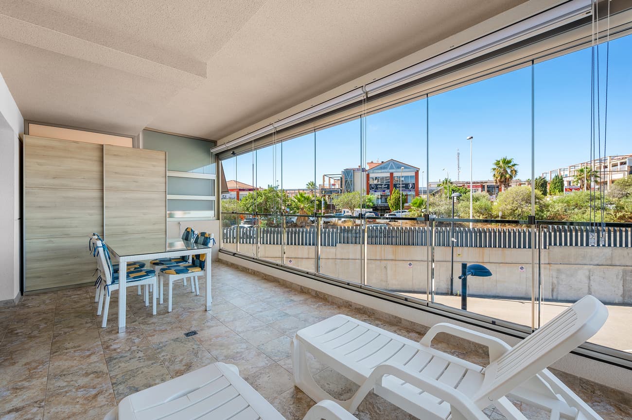 Apartamento Planta Media de 2 dormitorios en Orihuela Costa - 12