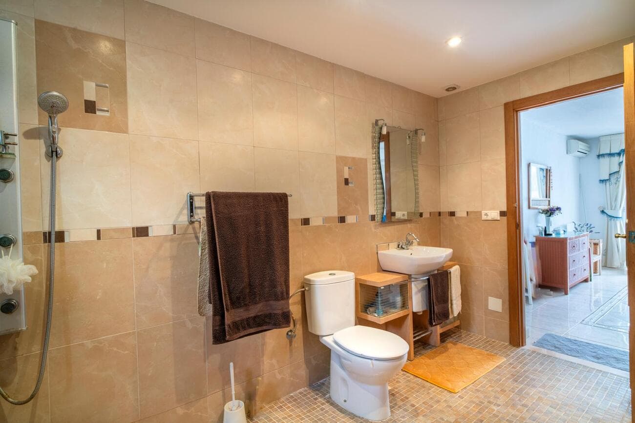 Villa - Chalet de 4 dormitorios en Orihuela - 11