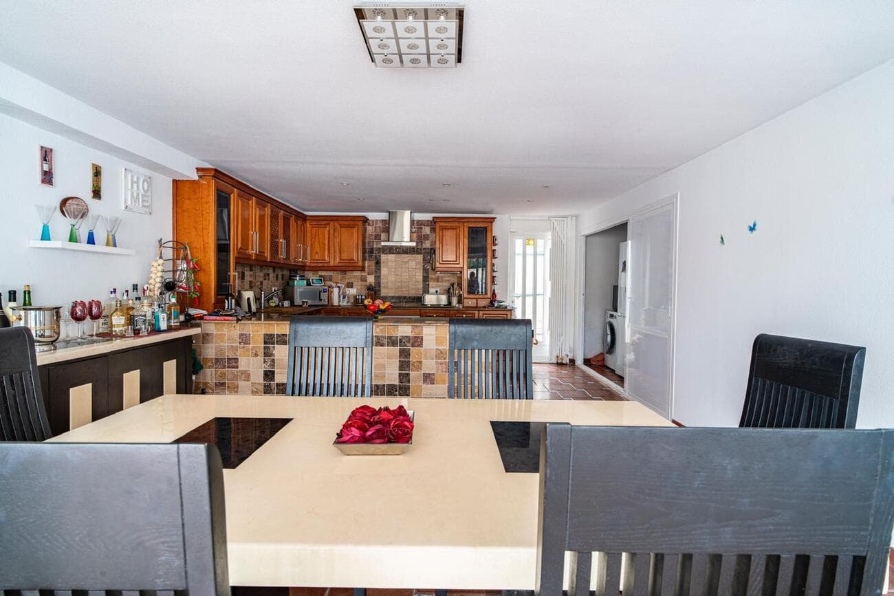 Villa - Chalet de 4 dormitorios en Orihuela - 15