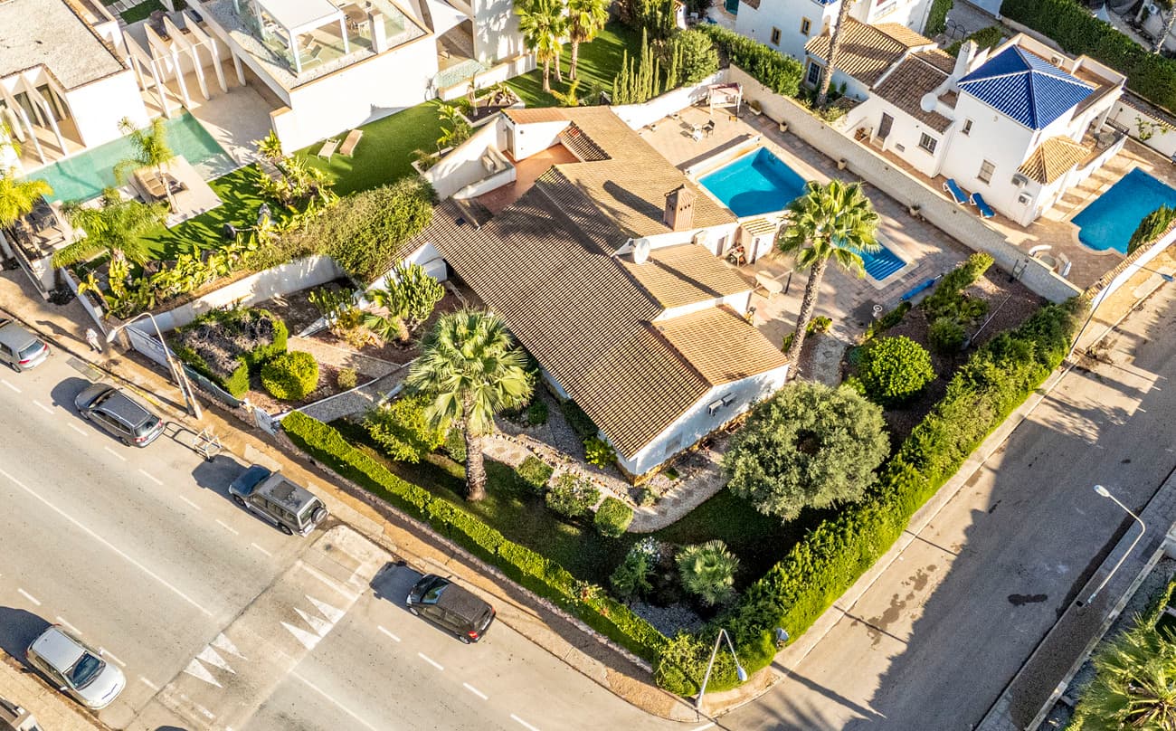 Villa - Chalet de 4 dormitorios en Orihuela - 4