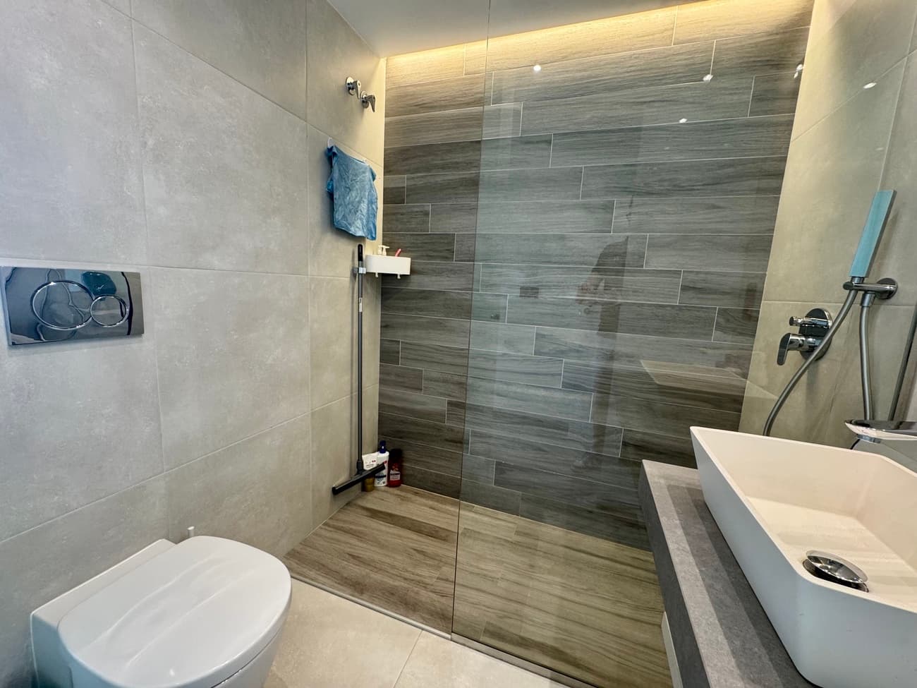 2 bed Middle Floor Apartment in Guardamar del Segura - 23