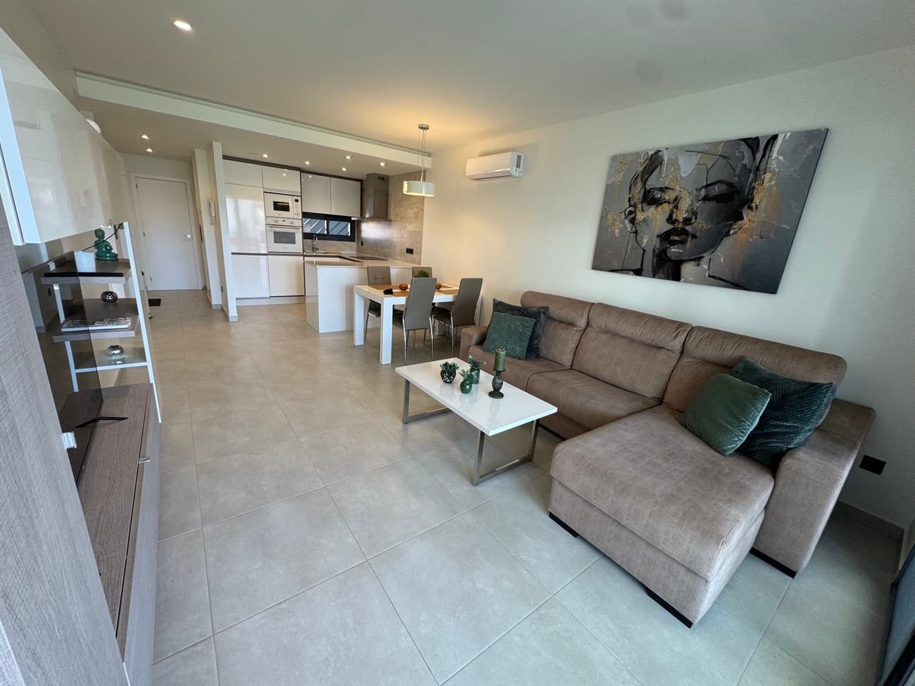 2 bed Middle Floor Apartment in Guardamar del Segura - 4