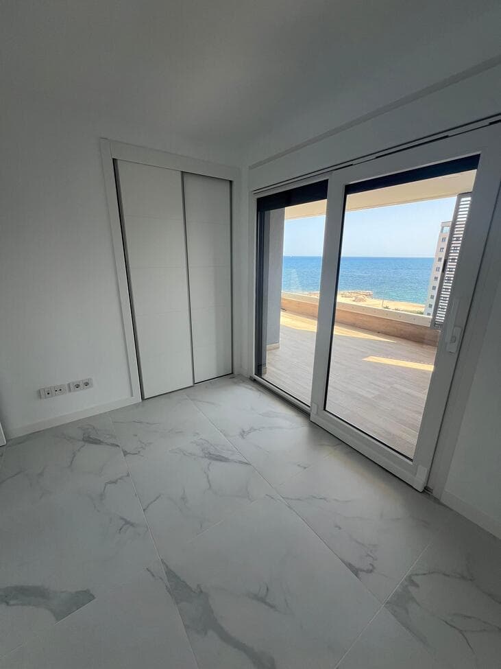 Apartamento Planta Media de 2 dormitorios en Punta Prima - 11