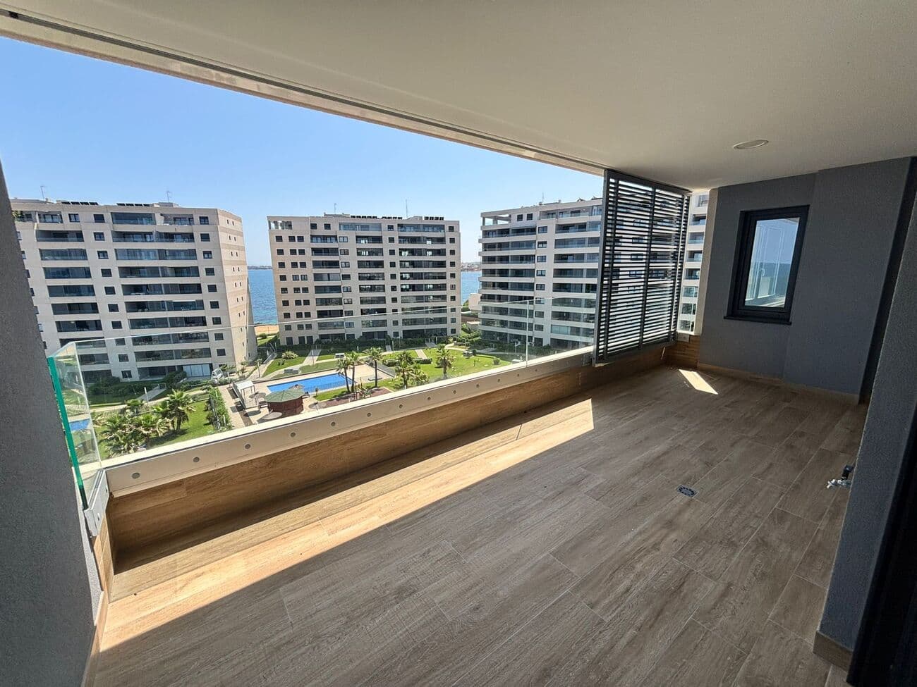 Apartamento Planta Media de 2 dormitorios en Punta Prima - 4