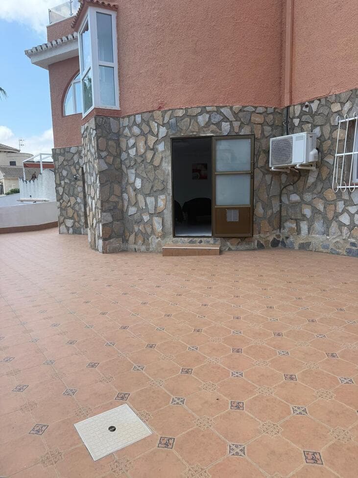 Villa - Chalet de 3 dormitorios en Ciudad Quesada - 13