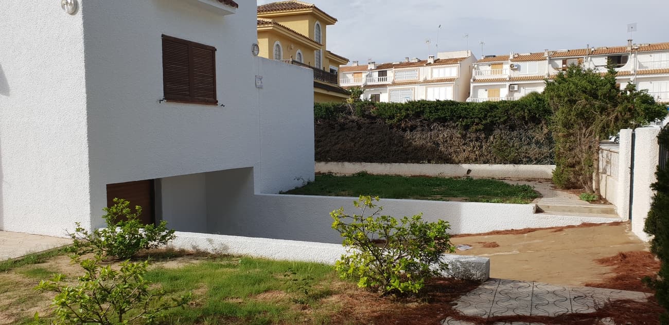3 bed Detached Villa in La Zenia