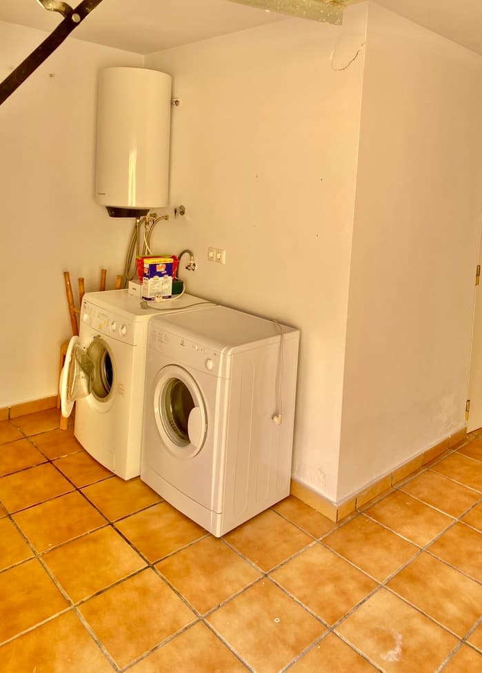 Pareada de 3 dormitorios en Villamartin - 19