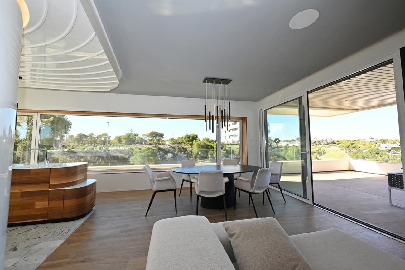 Apartamento Planta Media de 3 dormitorios en Las Colinas Golf - 2
