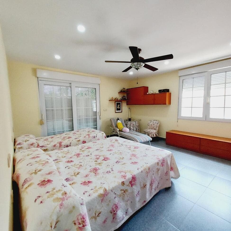 7 bed Detached Villa in Orihuela Costa - 41
