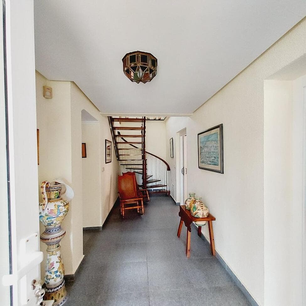 7 bed Detached Villa in Orihuela Costa - 44