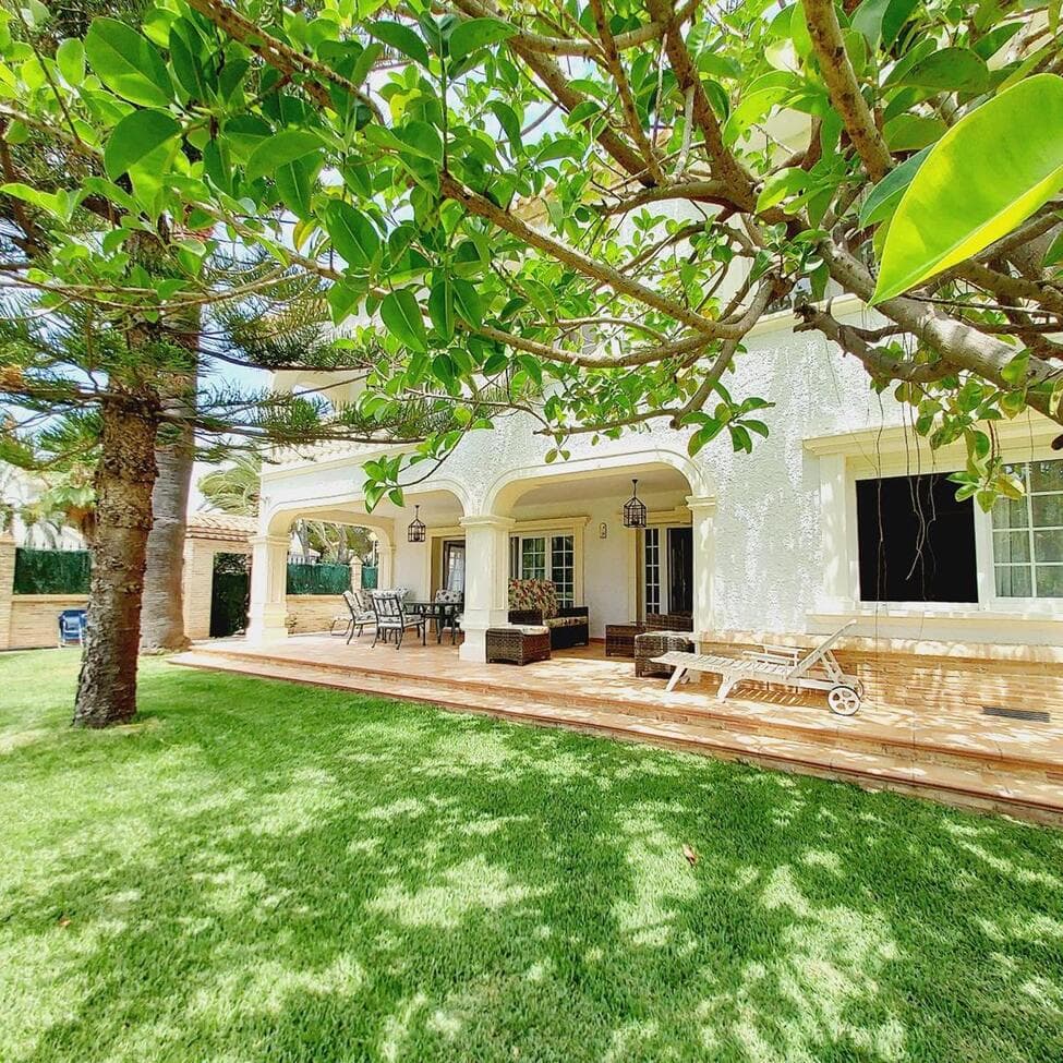 7 bed Detached Villa in Orihuela Costa - 5