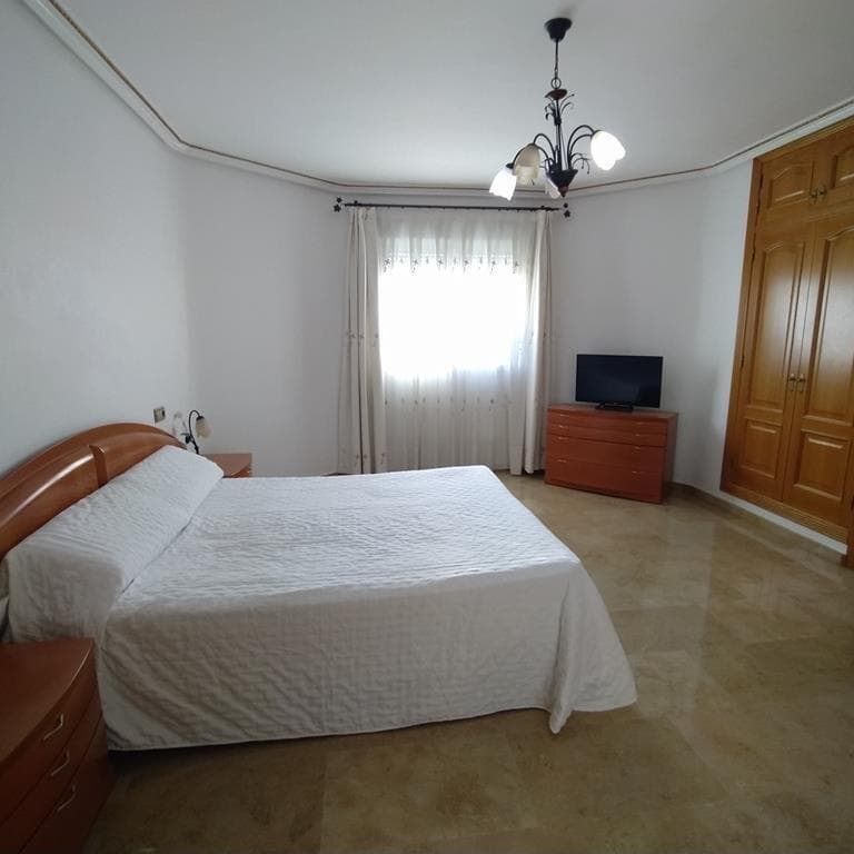 Villa - Chalet de 4 dormitorios en Orihuela - 20