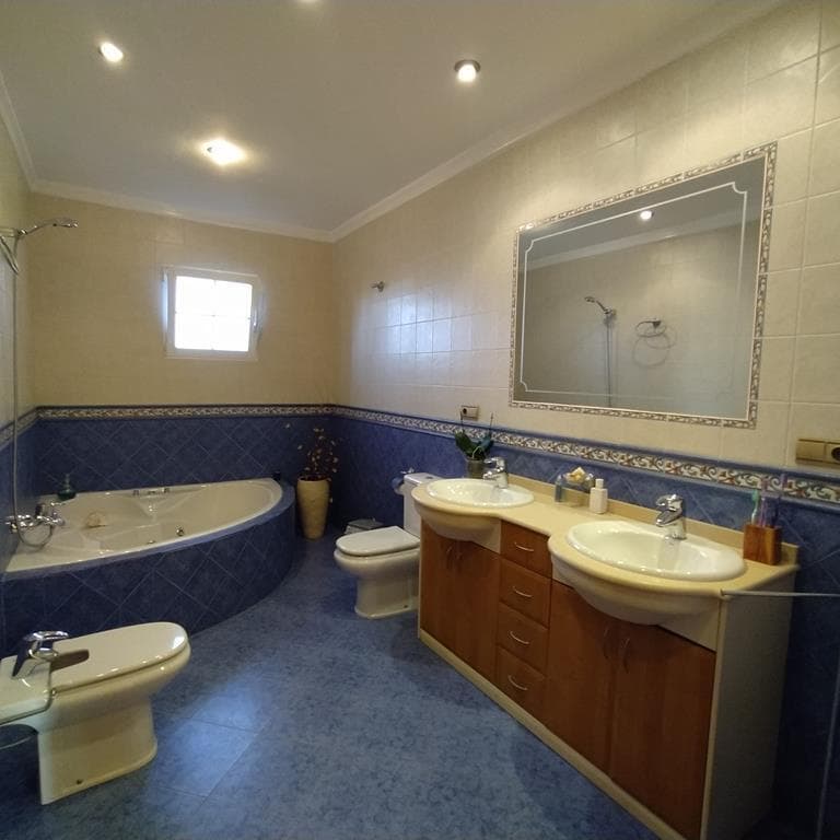 Villa - Chalet de 4 dormitorios en Orihuela - 29