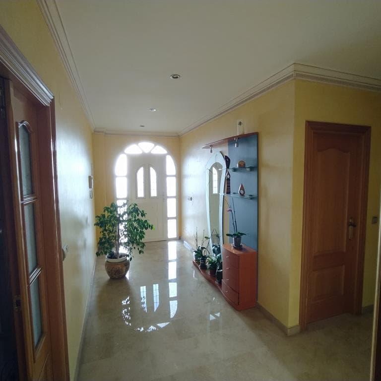 Villa - Chalet de 4 dormitorios en Orihuela - 5