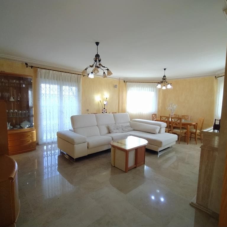 Villa - Chalet de 4 dormitorios en Orihuela - 6