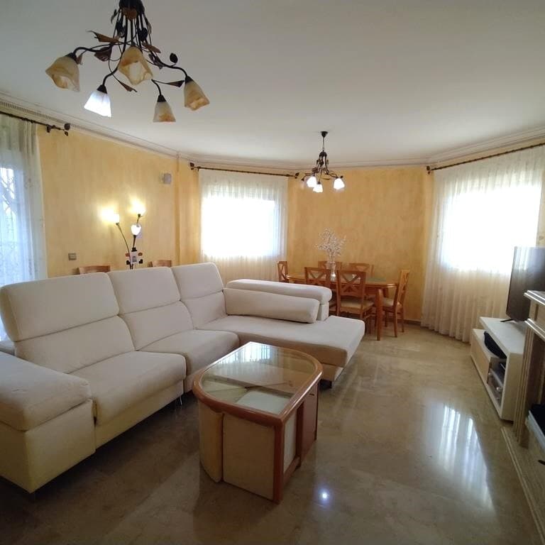 Villa - Chalet de 4 dormitorios en Orihuela - 7