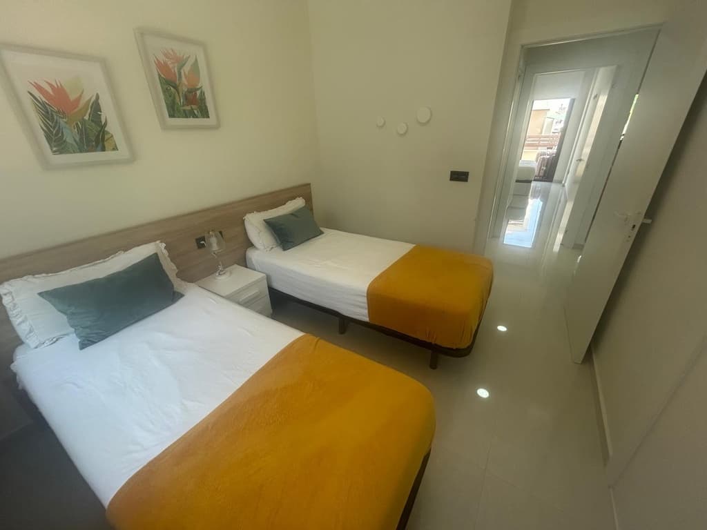 Apartamento Planta Media de 2 dormitorios en Los Balcones - 20