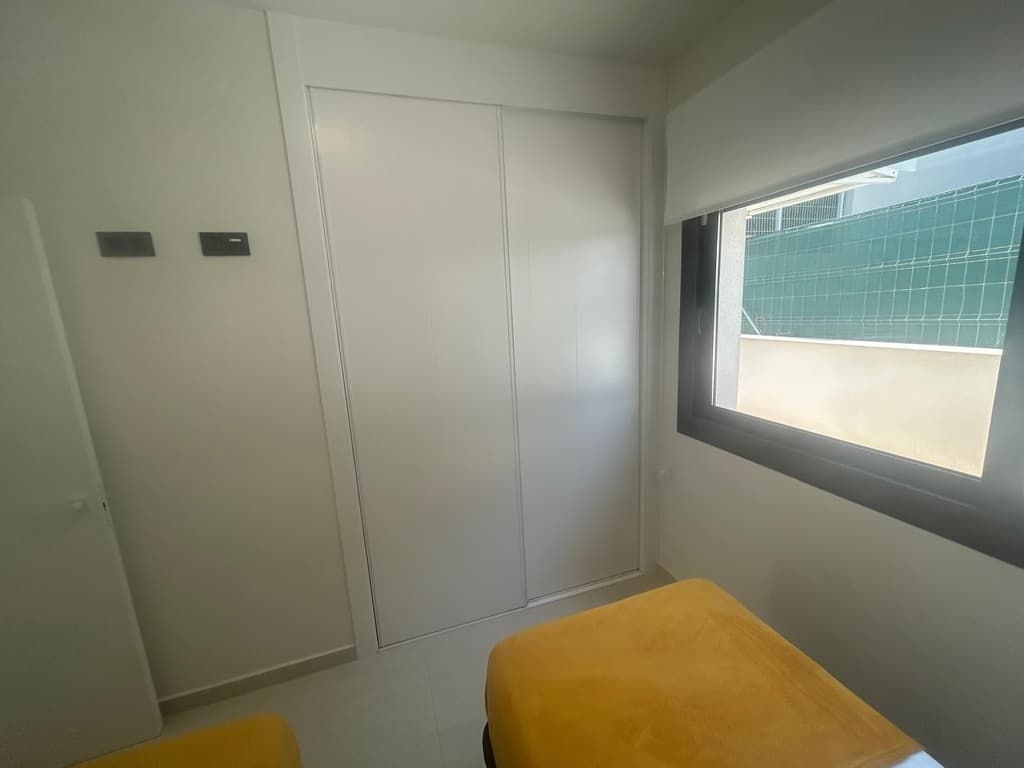 Apartamento Planta Media de 2 dormitorios en Los Balcones - 21