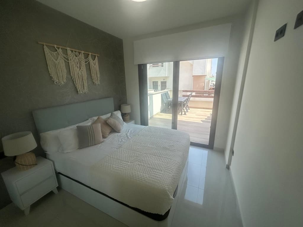 Apartamento Planta Media de 2 dormitorios en Los Balcones - 23