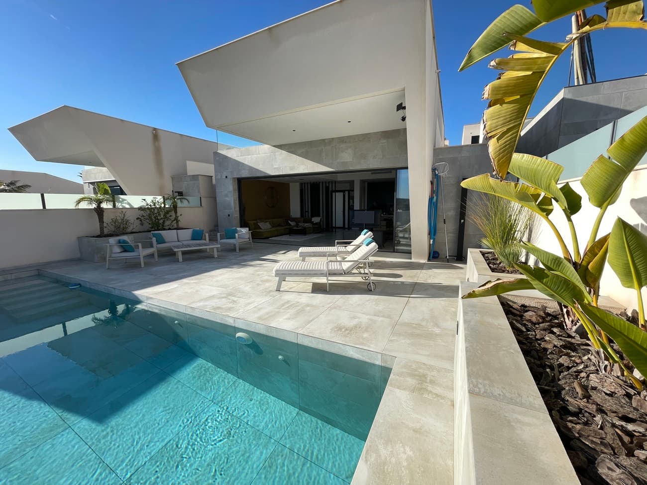 Vrijstaande Villa met 4 slaapkamers in Ciudad Quesada - 1