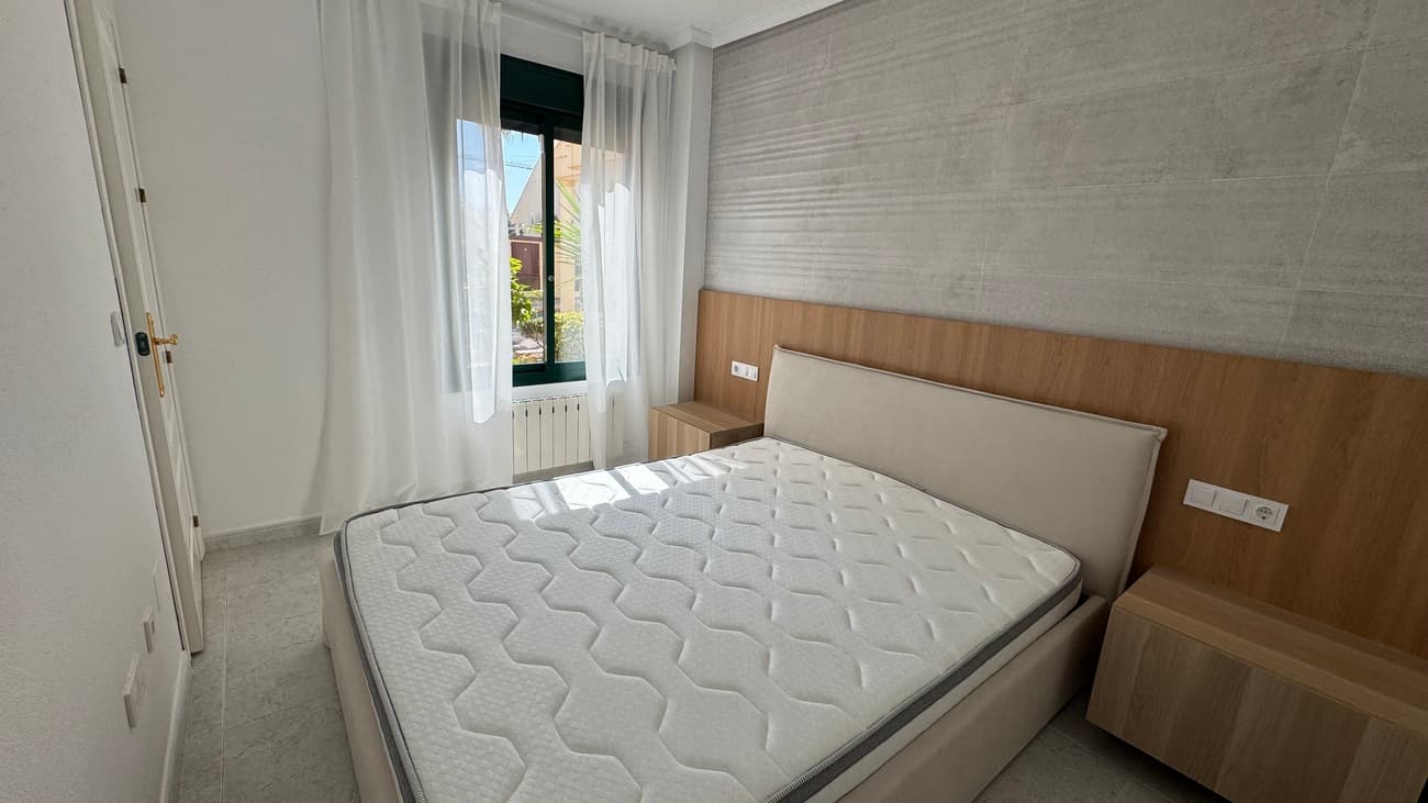 Tussenverdieping Appartement met 2 slaapkamers in Lomas De Campoamor - 2
