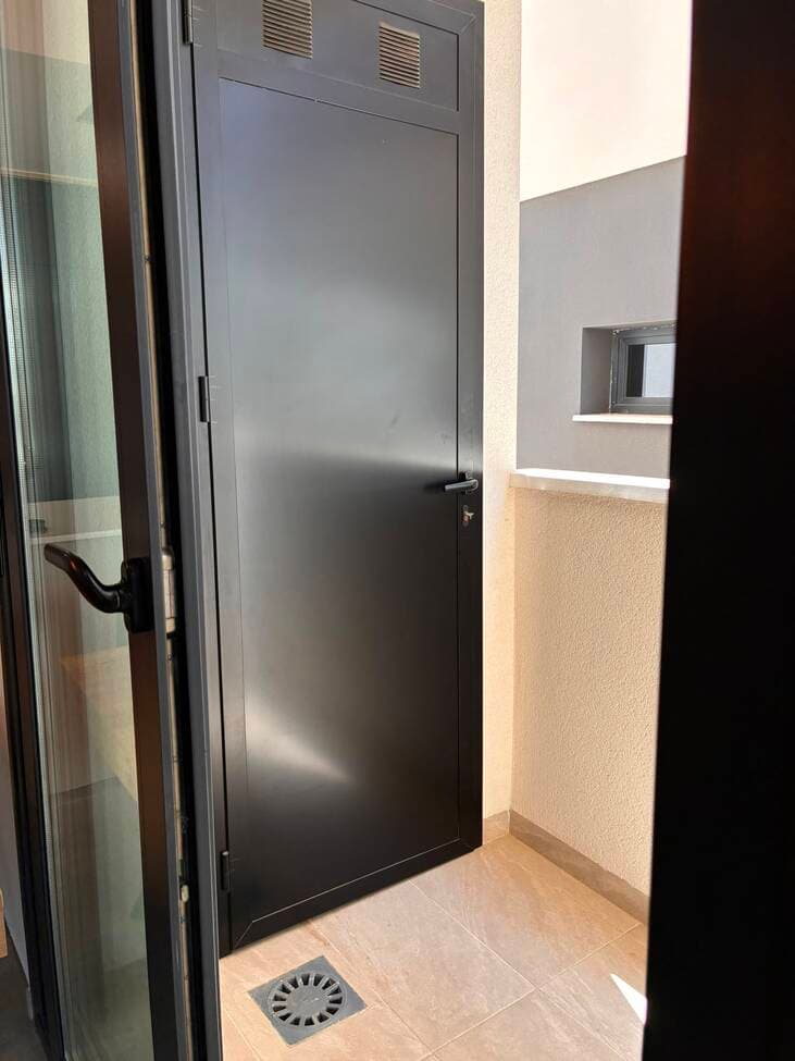 Tussenverdieping Appartement met 2 slaapkamers in La Florida - 12