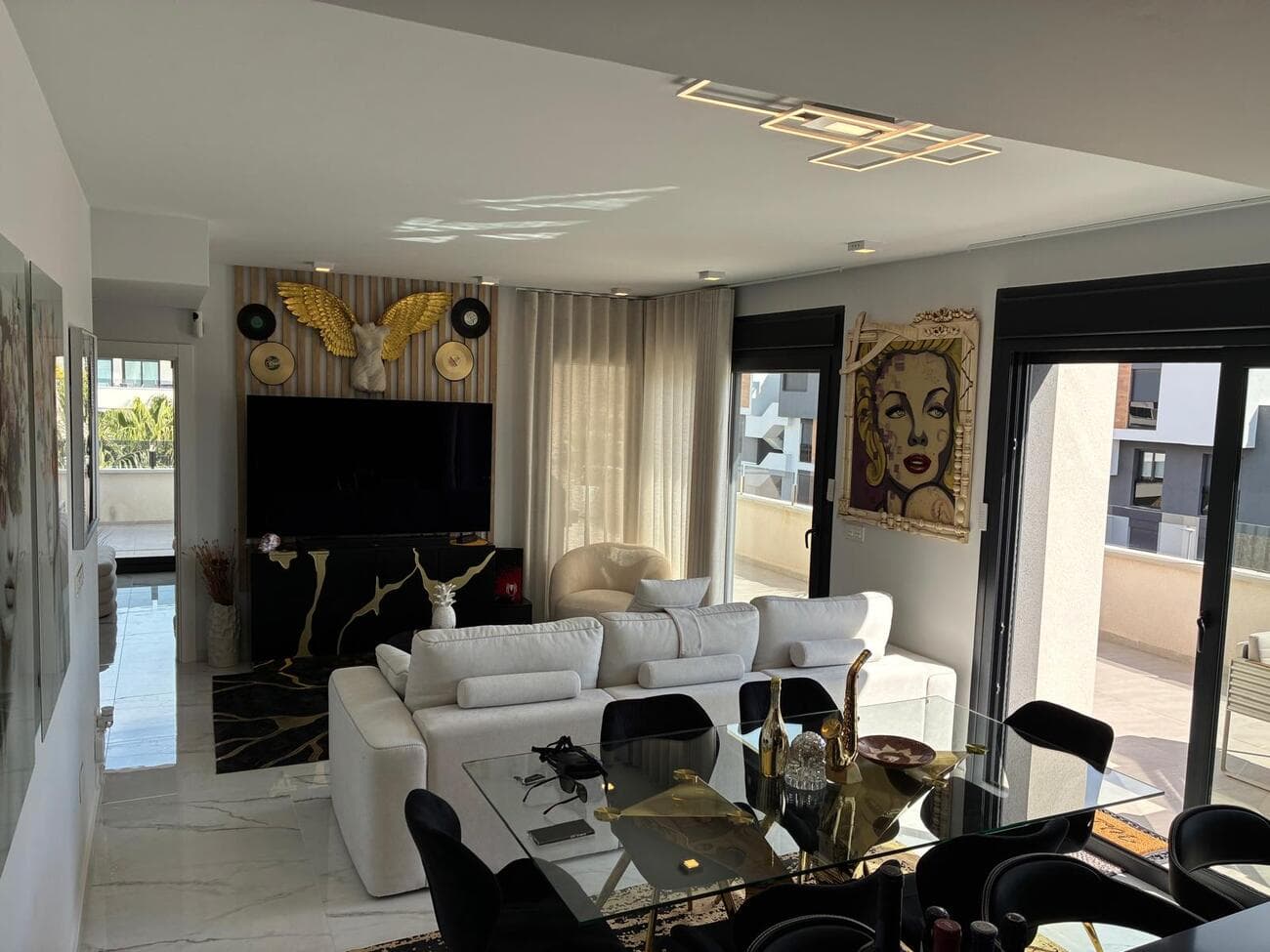 3 bed Penthouse in La Florida - 18
