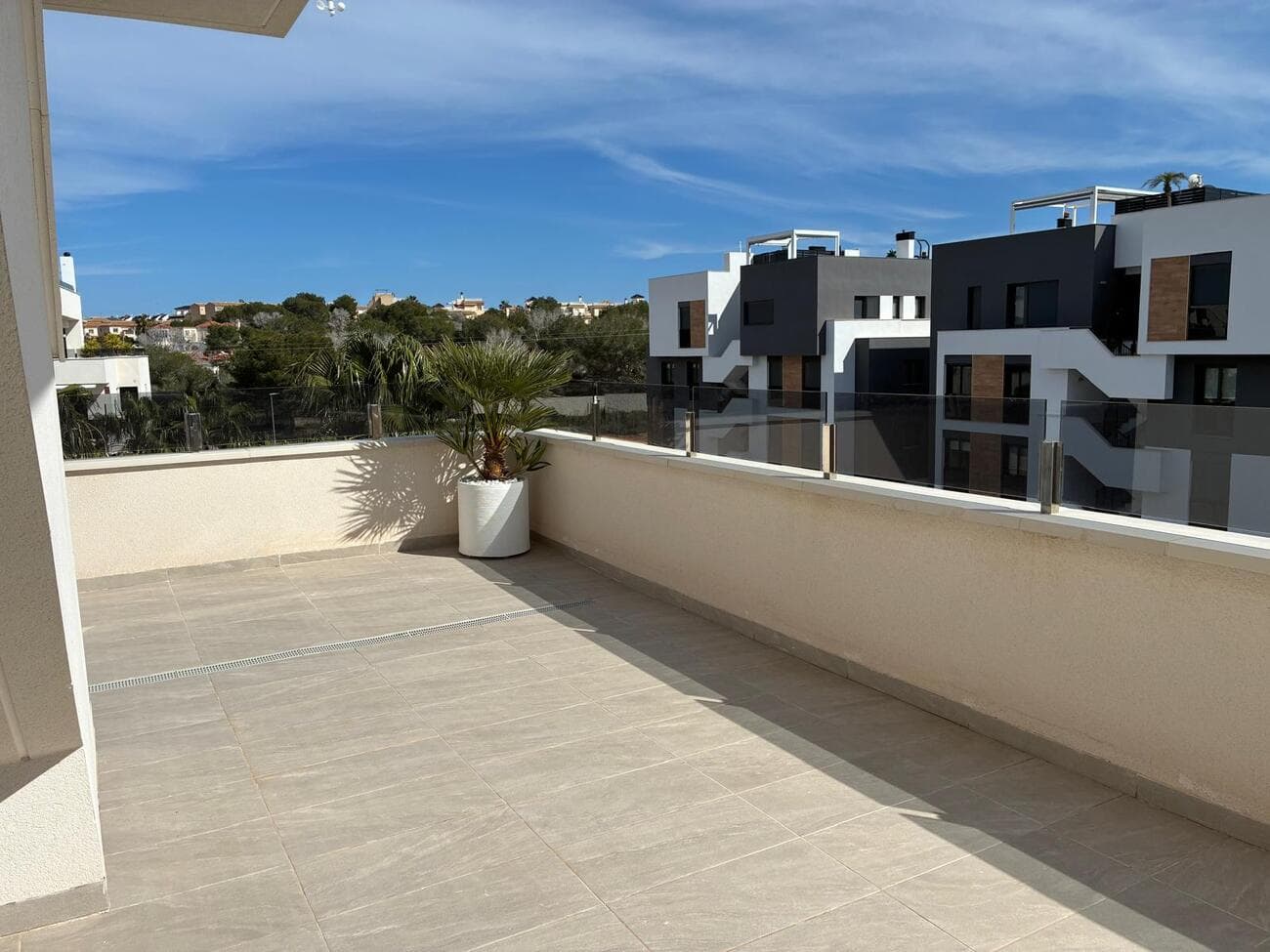 3 bed Penthouse in La Florida - 21