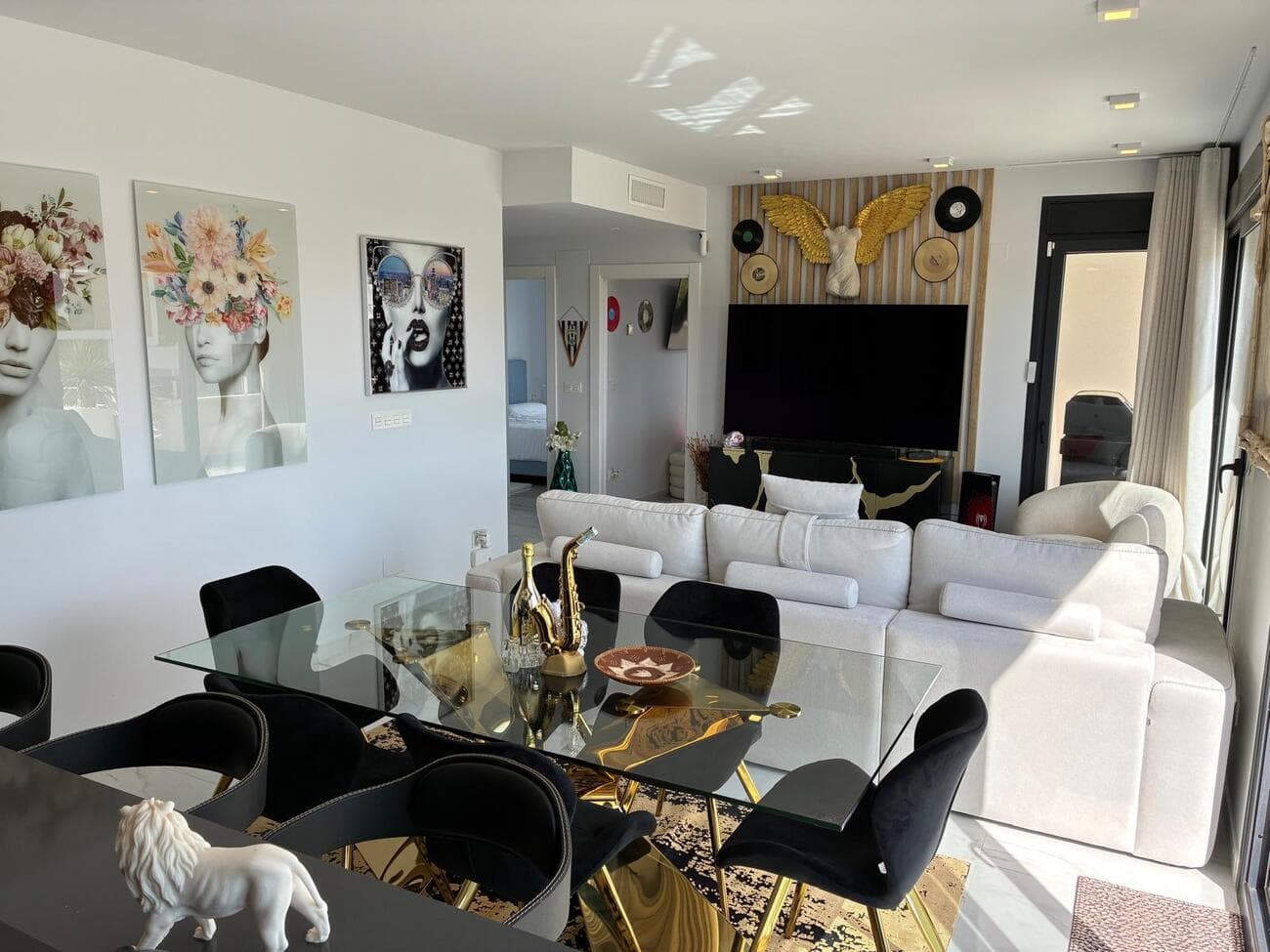 3 bed Penthouse in La Florida - 34