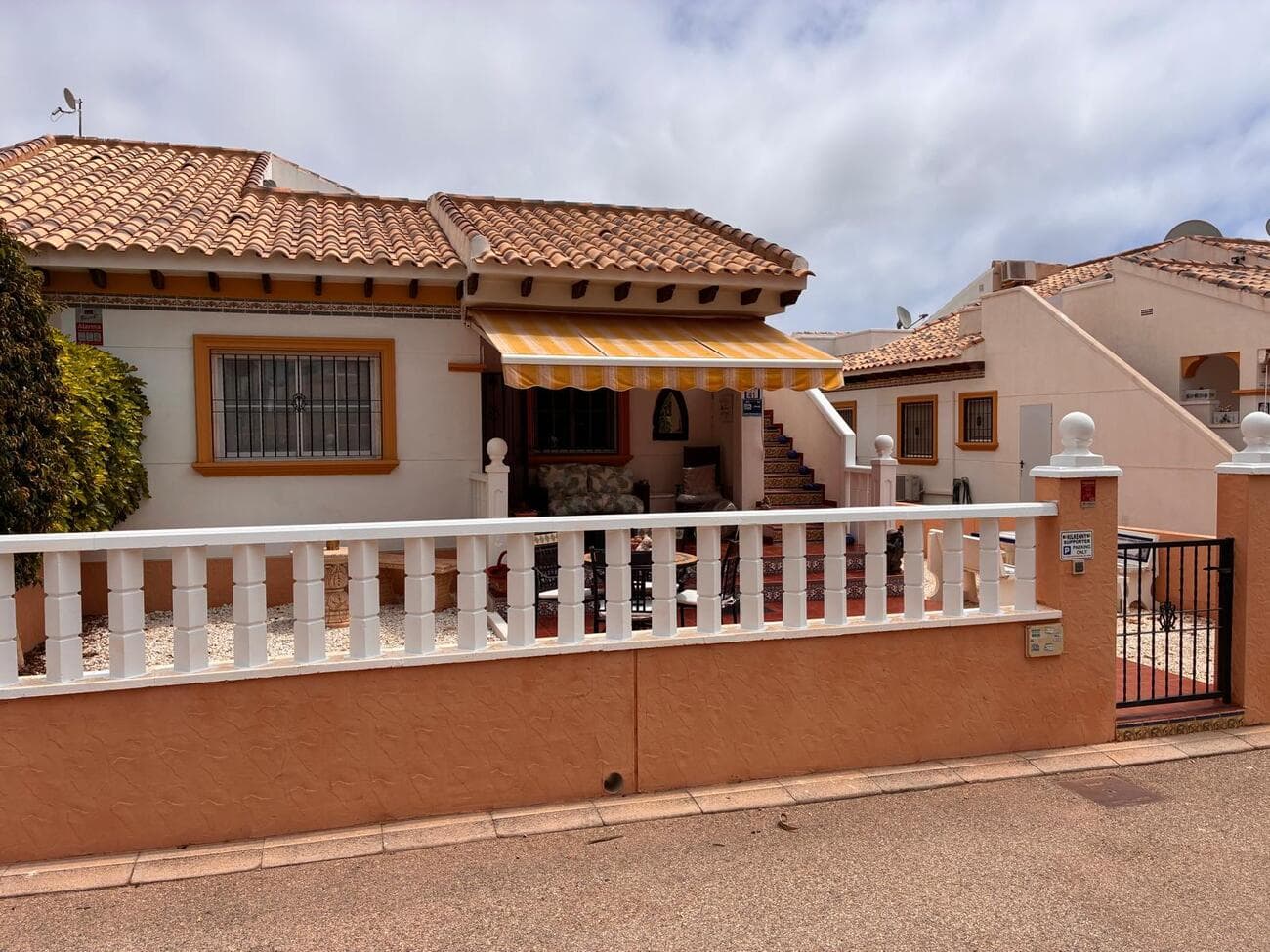Semi-Vrijstaande Villa met 2 slaapkamers in Lomas de Cabo Roig - 39