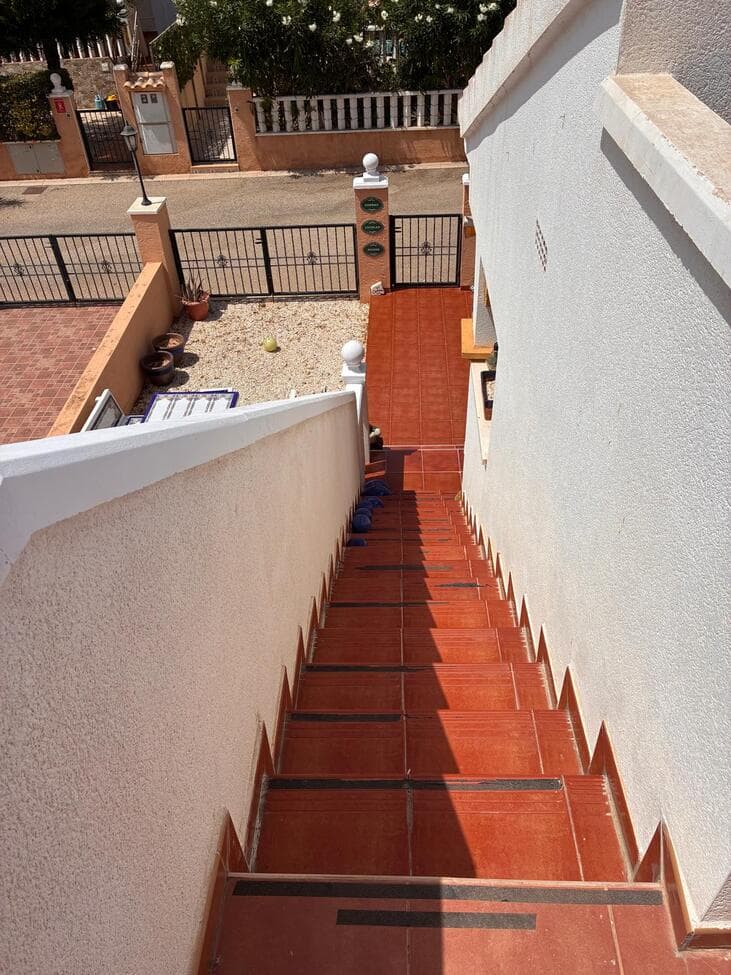Semi-Vrijstaande Villa met 2 slaapkamers in Lomas de Cabo Roig - 9