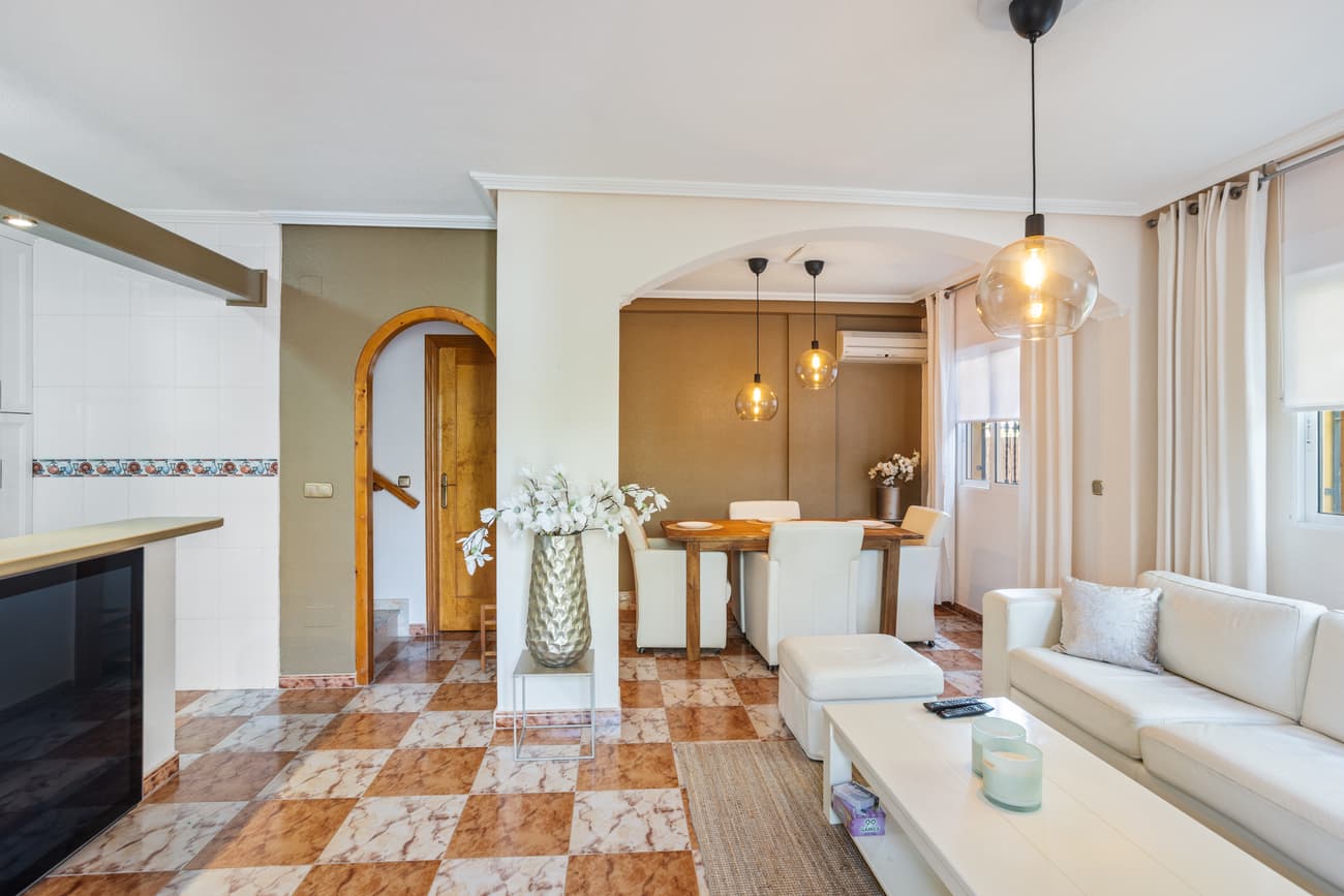 Semi-Vrijstaande Villa met 2 slaapkamers in Lomas de Cabo Roig - 7