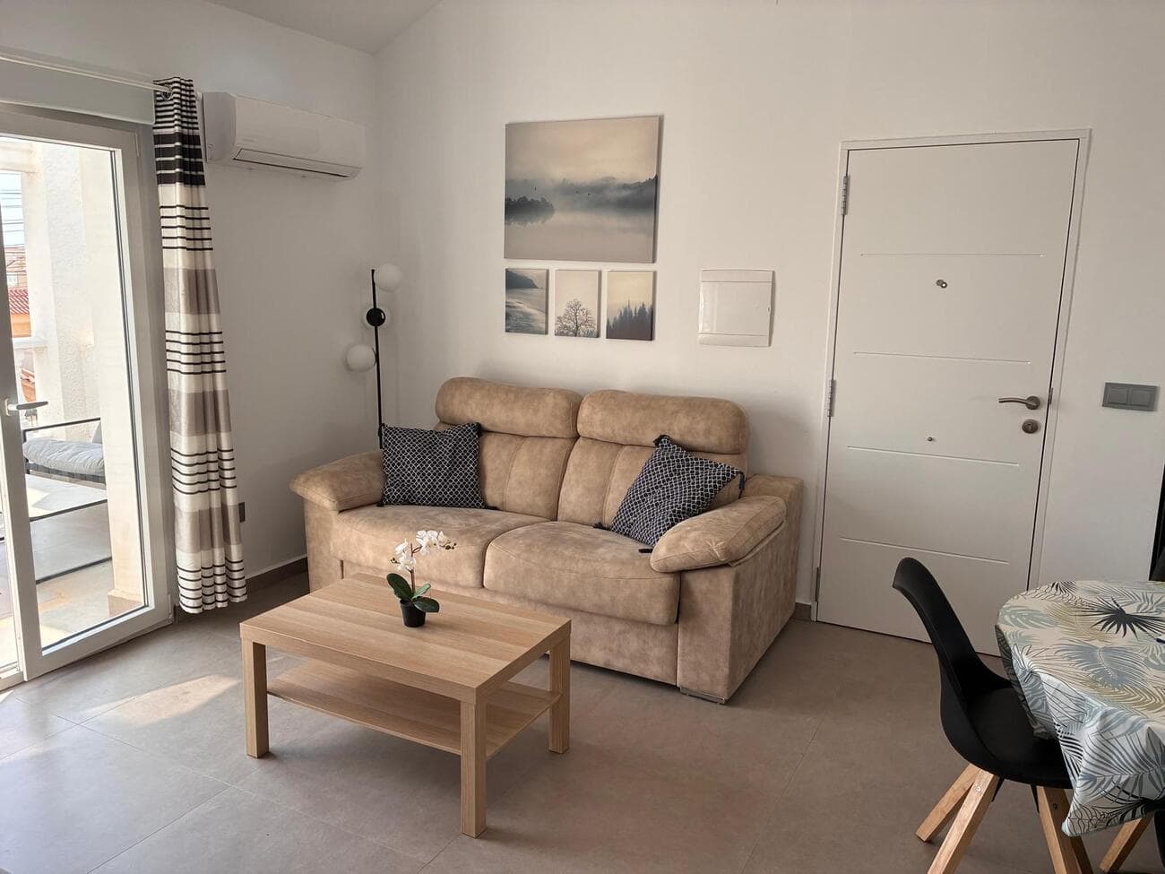 Tussenverdieping Appartement met 2 slaapkamers in La Florida - 8