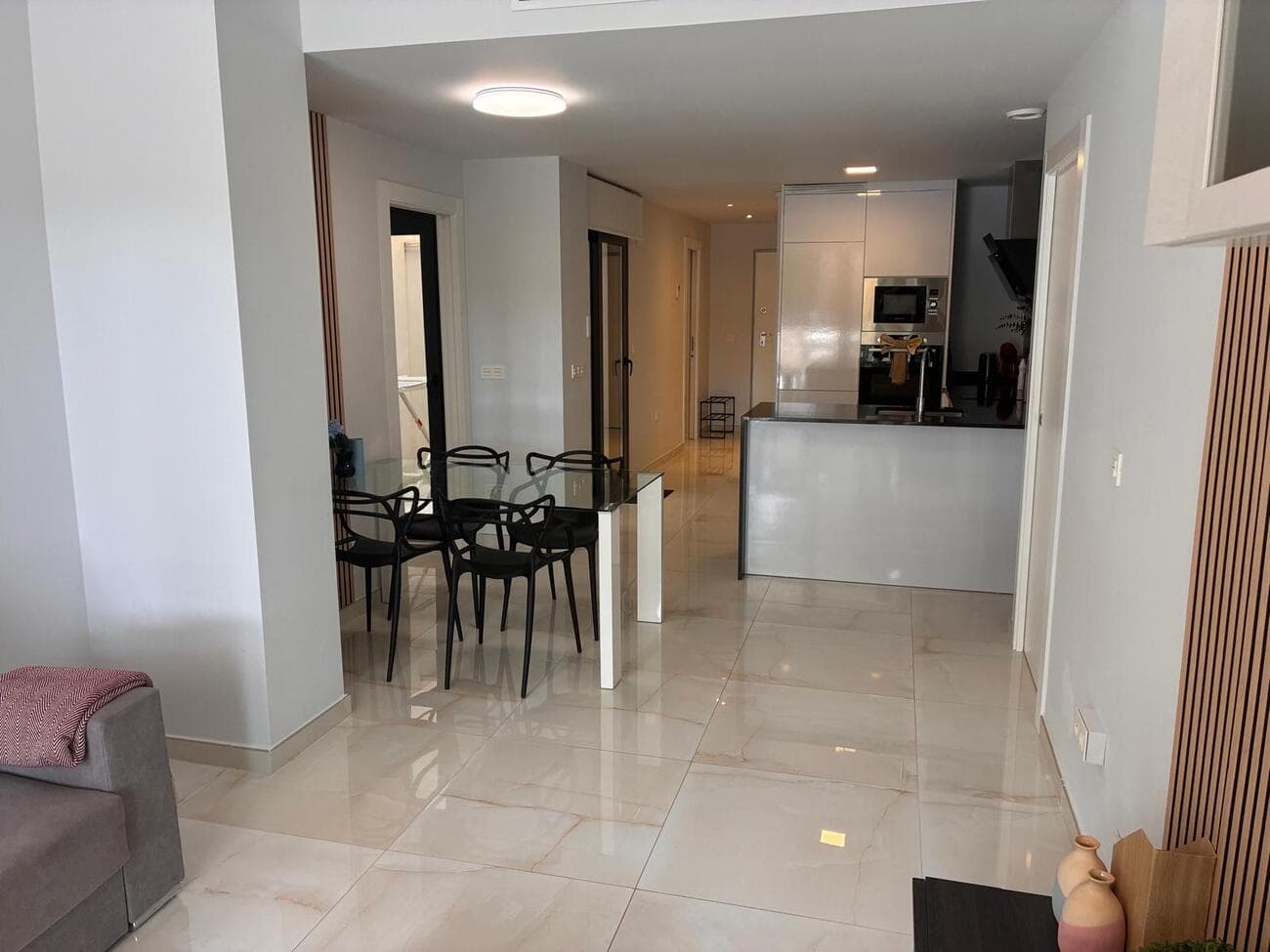 Tussenverdieping Appartement met 2 slaapkamers in Los Altos - 17