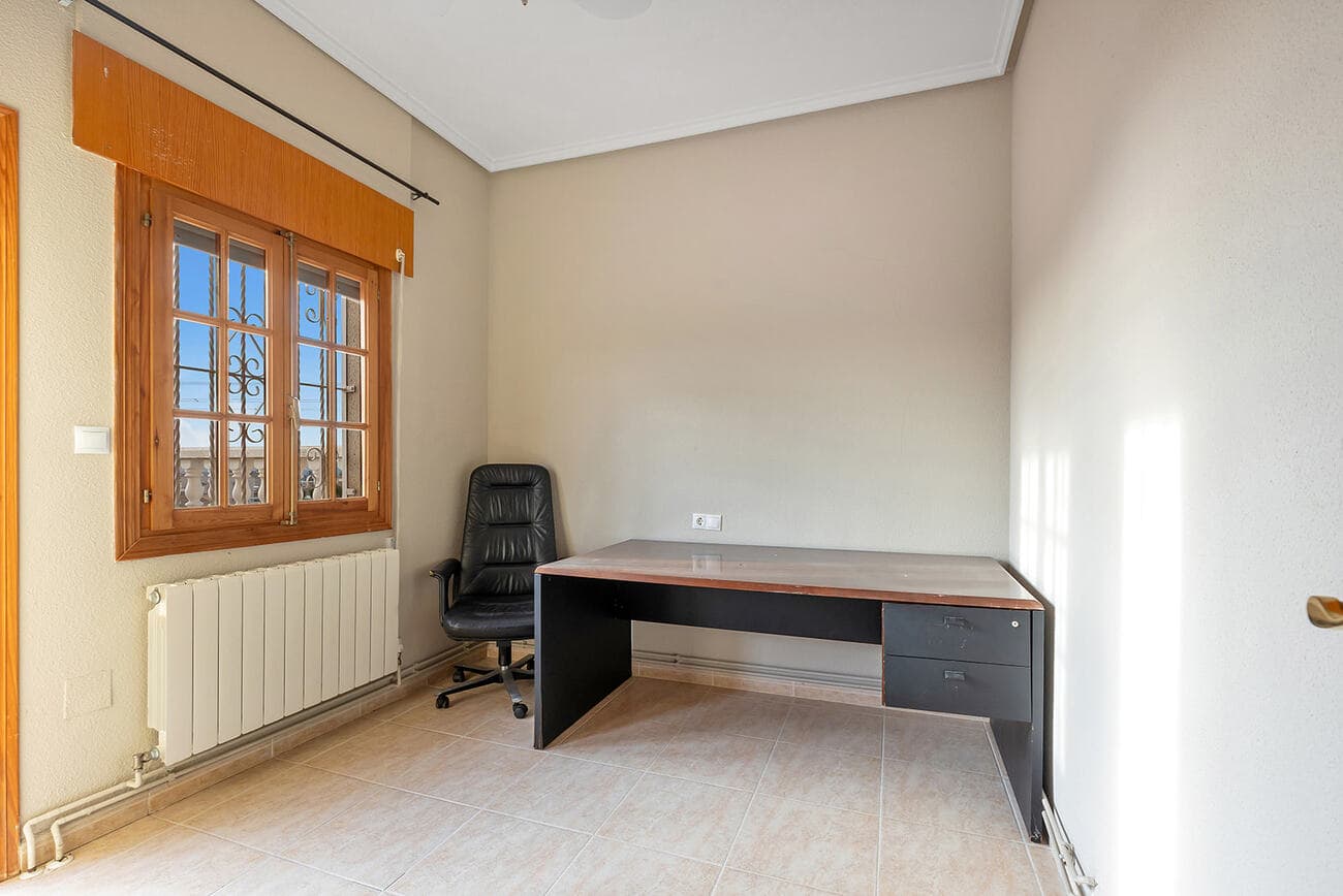 Vrijstaande Villa met 4 slaapkamers in Ciudad Quesada - 25