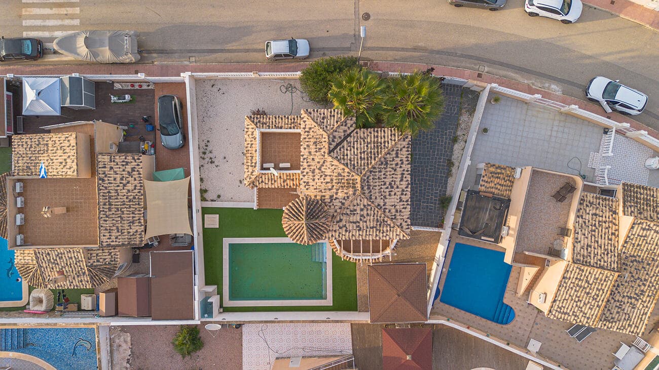 Vrijstaande Villa met 4 slaapkamers in Ciudad Quesada - 27