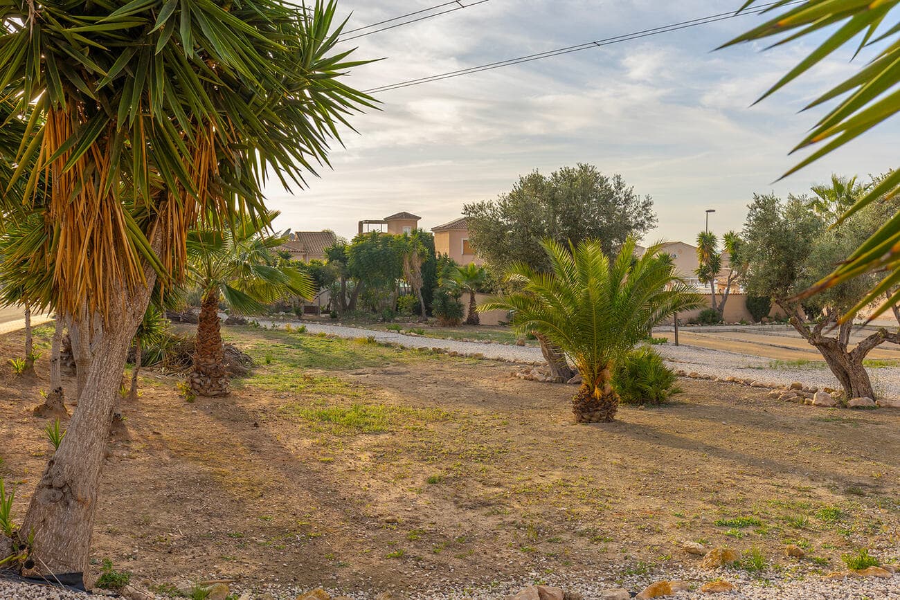 Vrijstaande Villa met 4 slaapkamers in Ciudad Quesada - 35