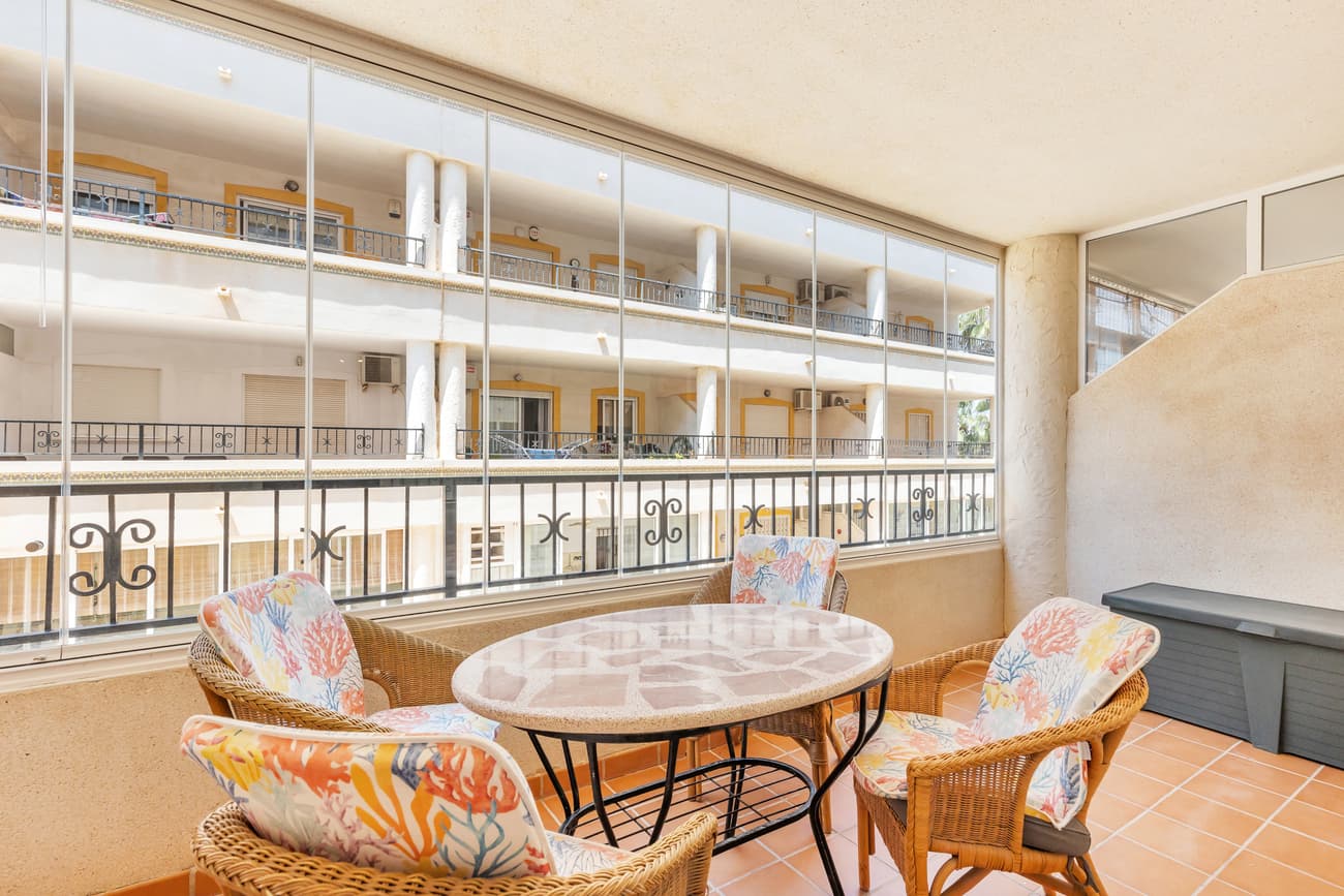 Tussenverdieping Appartement met 2 slaapkamers in Orihuela Costa - 1
