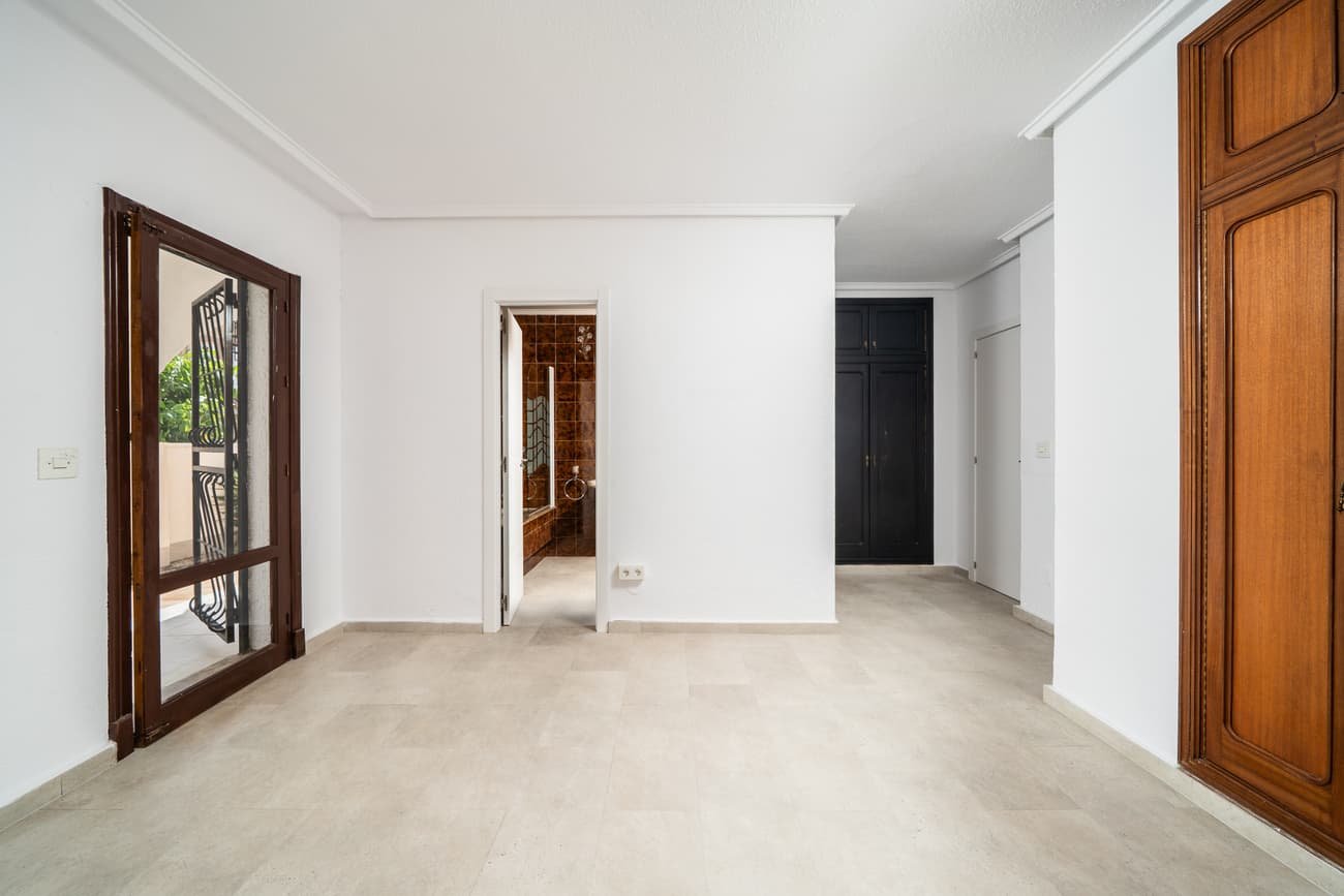 Vrijstaande Villa met 5 slaapkamers in Los Balcones - 49