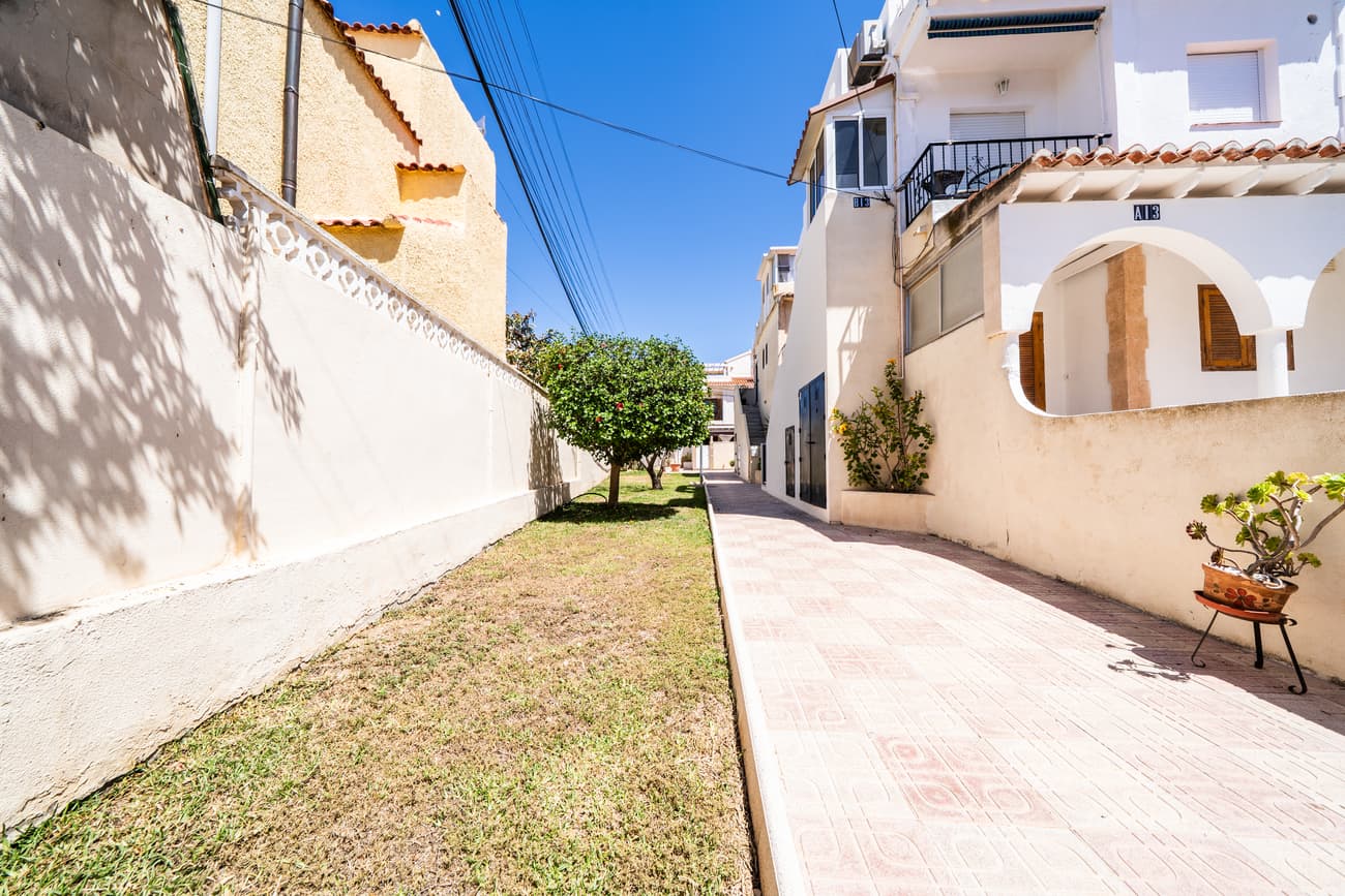 1 bed Middle Floor Apartment in El Chaparral - 11