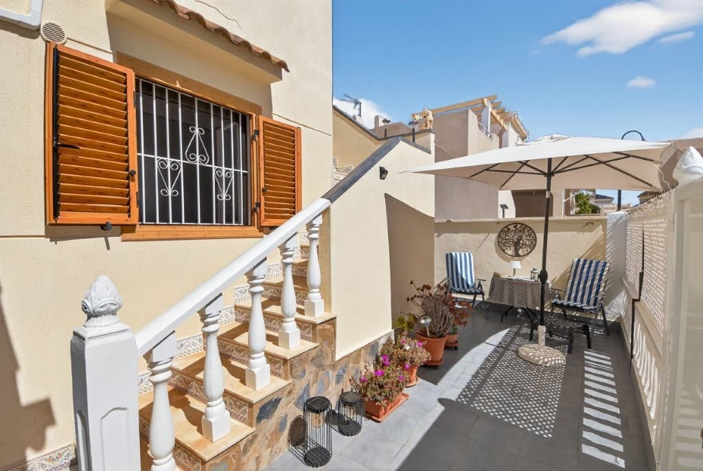 Quad met 3 slaapkamers in Playa Flamenca - 19